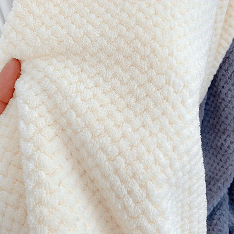 3pcs Super Soft Coral Fleece Pineapple Grid Bath Towel - Absorbent, Large Size - Ideal for Beach, Home, and Bathroom Use