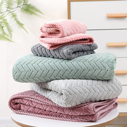 2pcs Bathroom Towel Set, Coral Fleece Plush Bath Towel Set, Quick-Drying, Absorbent, Soft, Household Bath Towel, Suitable for Home, Outing, SPA Use, Bathroom Accessories