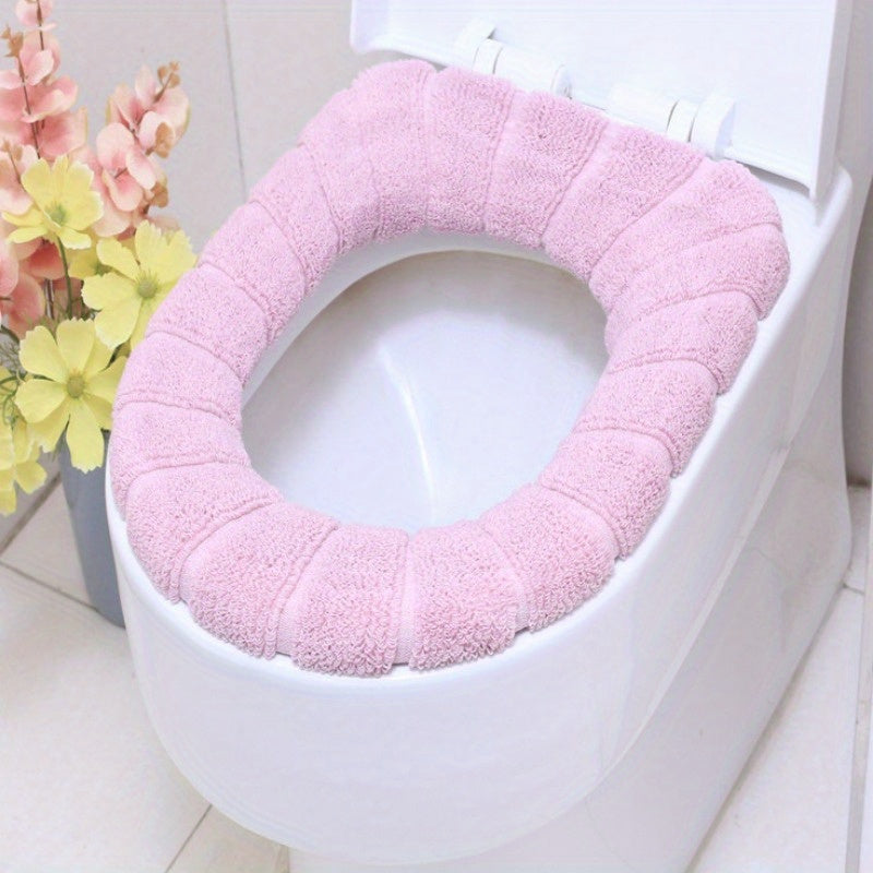 One Set of Four Pieces, Universal Toilet Seat Cover with Extra Fluff and Thickening, Antibacterial, Washable, All-Season Warmth for Home Use