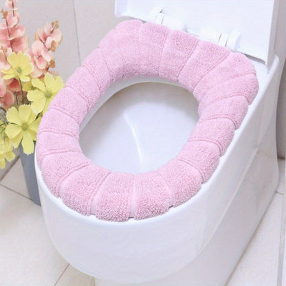 One Set of Four Pieces, Universal Toilet Seat Cover with Extra Fluff and Thickening, Antibacterial, Washable, All-Season Warmth for Home Use