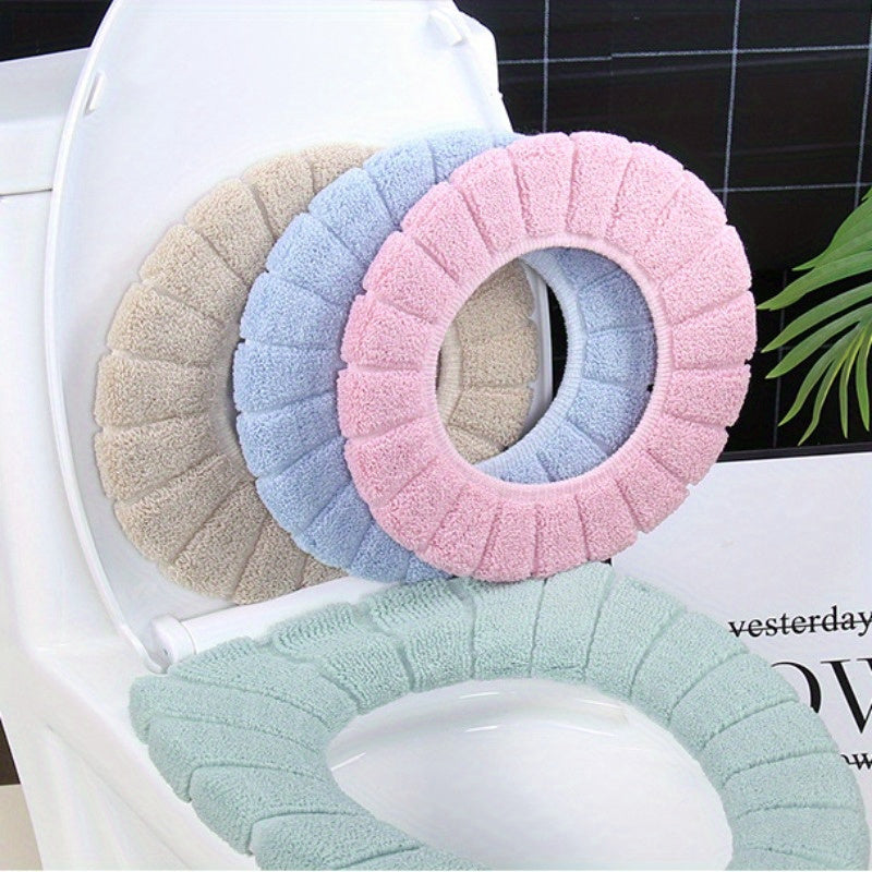 One Set of Four Pieces, Universal Toilet Seat Cover with Extra Fluff and Thickening, Antibacterial, Washable, All-Season Warmth for Home Use