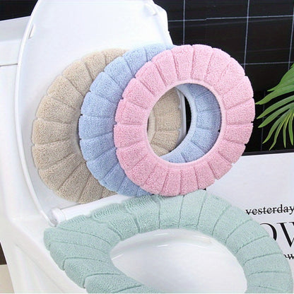 One Set of Four Pieces, Universal Toilet Seat Cover with Extra Fluff and Thickening, Antibacterial, Washable, All-Season Warmth for Home Use