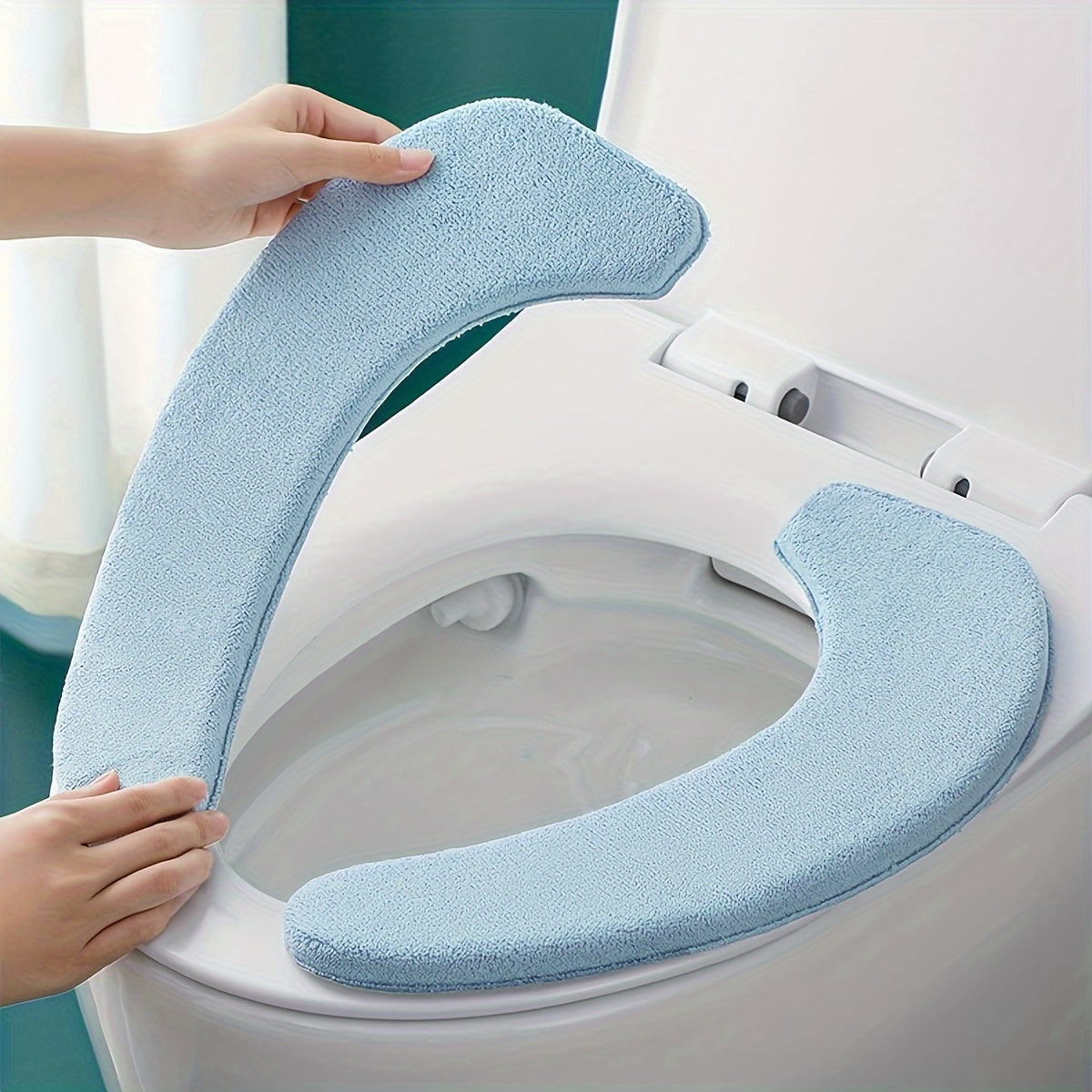 1 Pair Thickened Cashmere Toilet Seat Cover - Bath Bathroom Accessories - Soft Plush Winter Cushion with Waterproof Sticker for Four Seasons Universal Fit - Easy to Clean and Paste