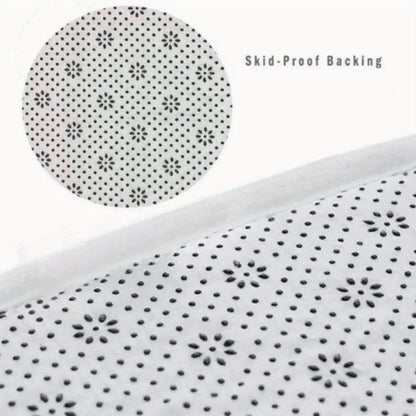 3pcs Blue And White Turtle Back Leaf Pattern Bathroom Mat Set with Toilet Seat Cover And U-Shaped Foot Pad.
