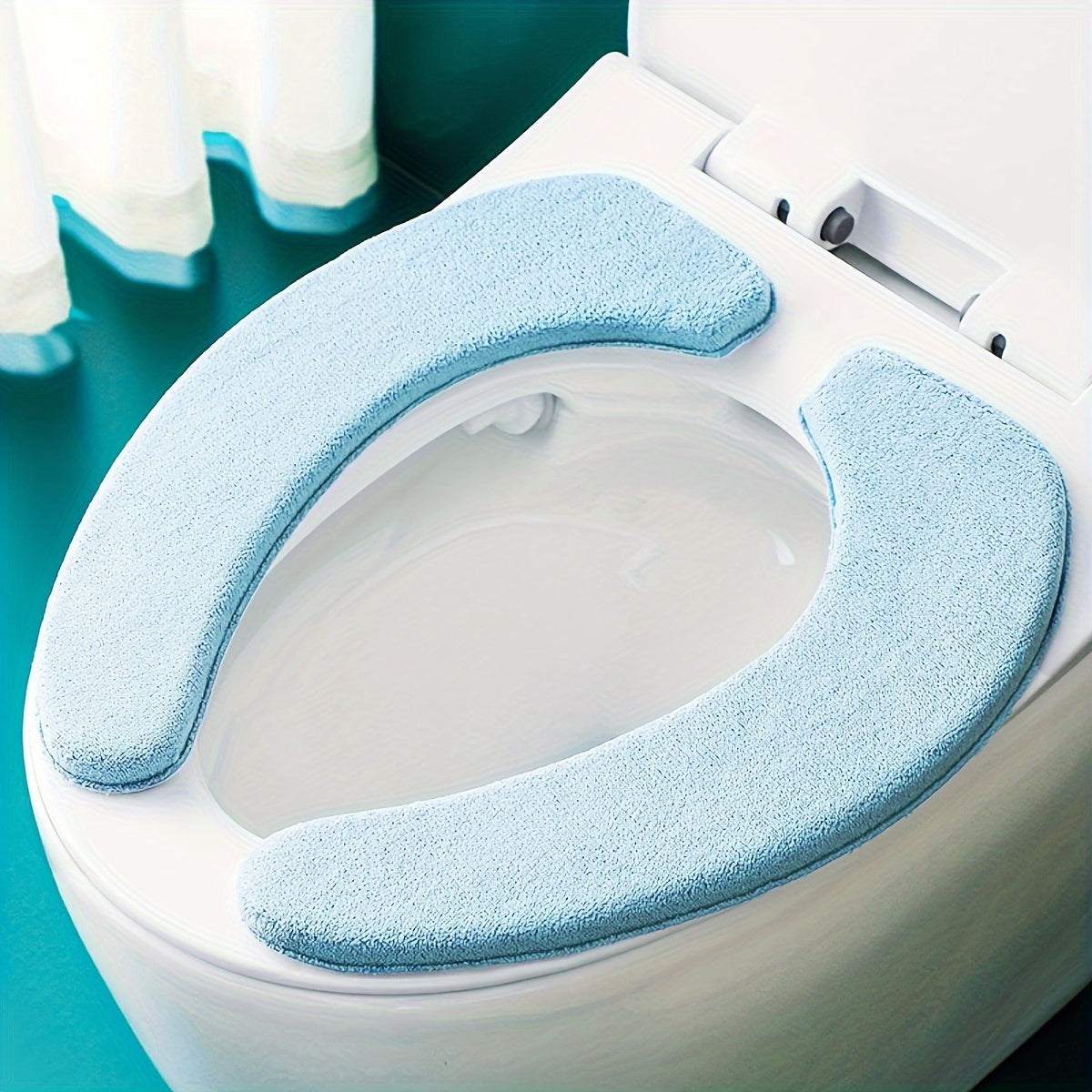 1 Pair Thickened Cashmere Toilet Seat Cover - Bath Bathroom Accessories - Soft Plush Winter Cushion with Waterproof Sticker for Four Seasons Universal Fit - Easy to Clean and Paste