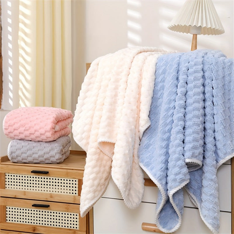 Luxurious Microfiber Bath Towel, Soft, Absorbent Quick-Dry Coral Fleece, Hair-Resistant, Universal Fit, Polyester Fiber, for Bathroom Essentials